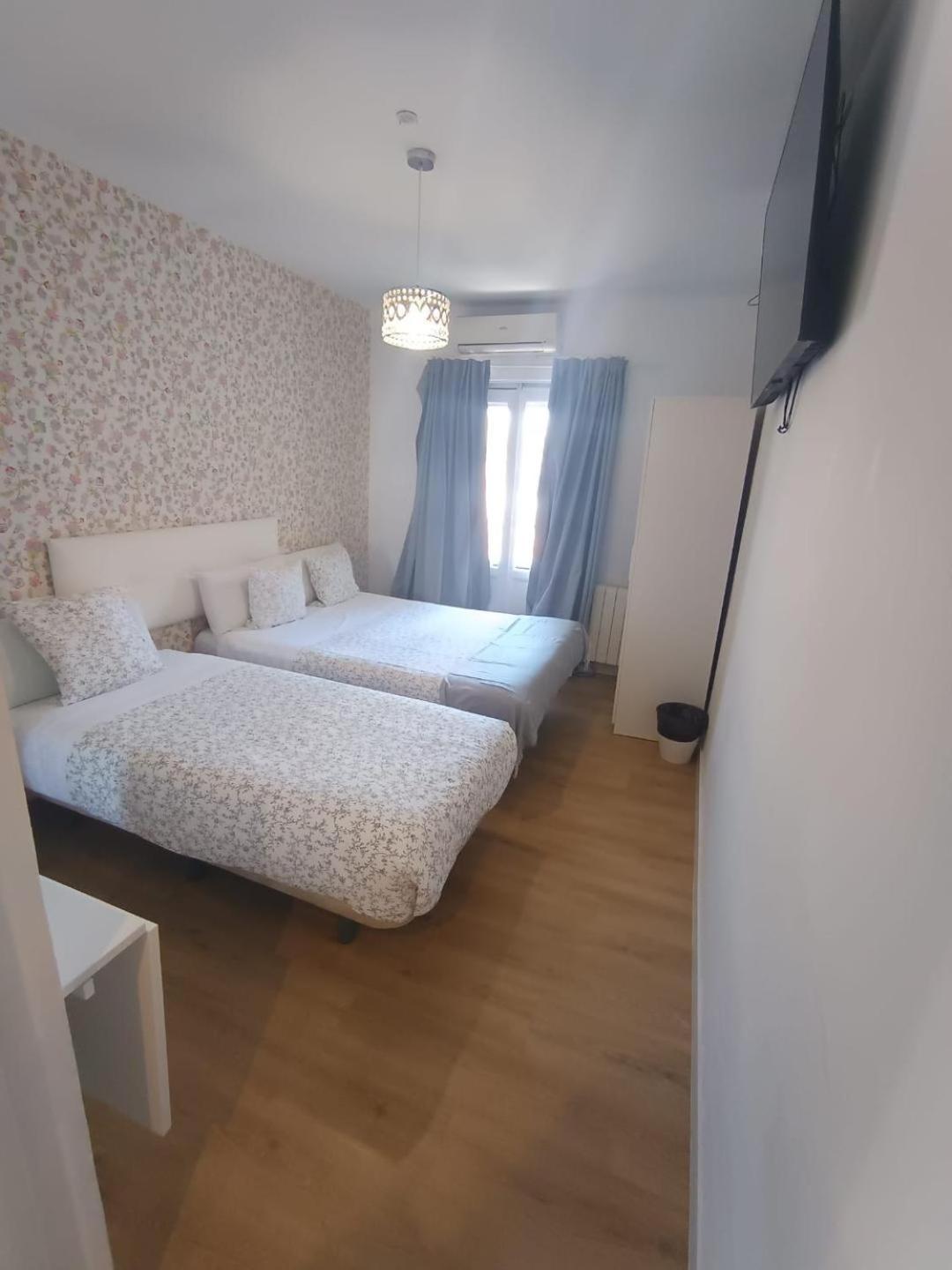 Hostal Flat55Madrid Exterior foto